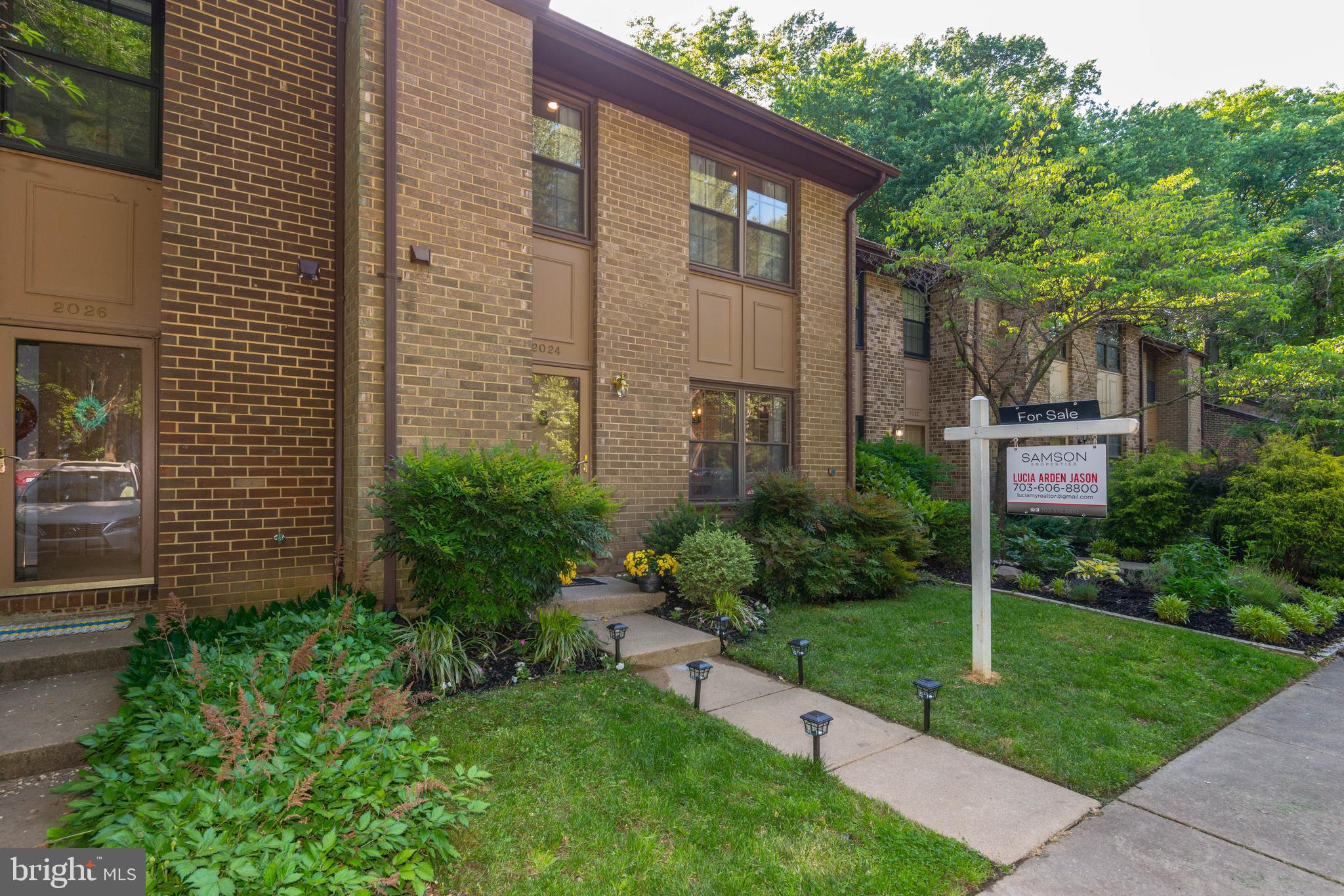 2024 Headlands Circle Reston, VA 20191 - Photo 48 of 50