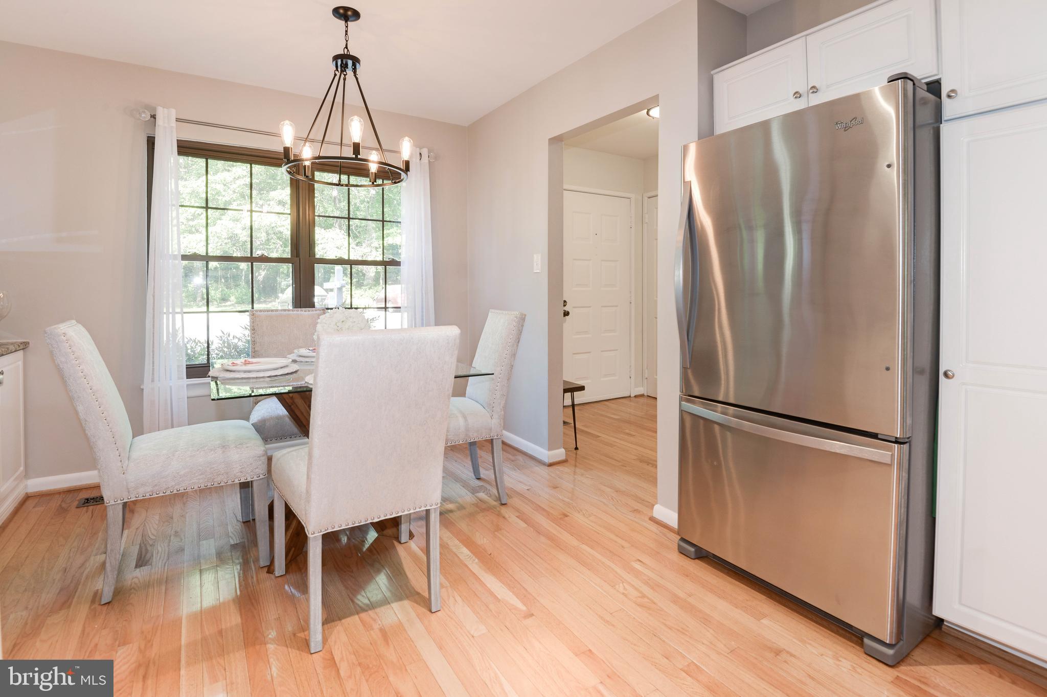 2024 Headlands Circle Reston, VA 20191 - Photo 6 of 50