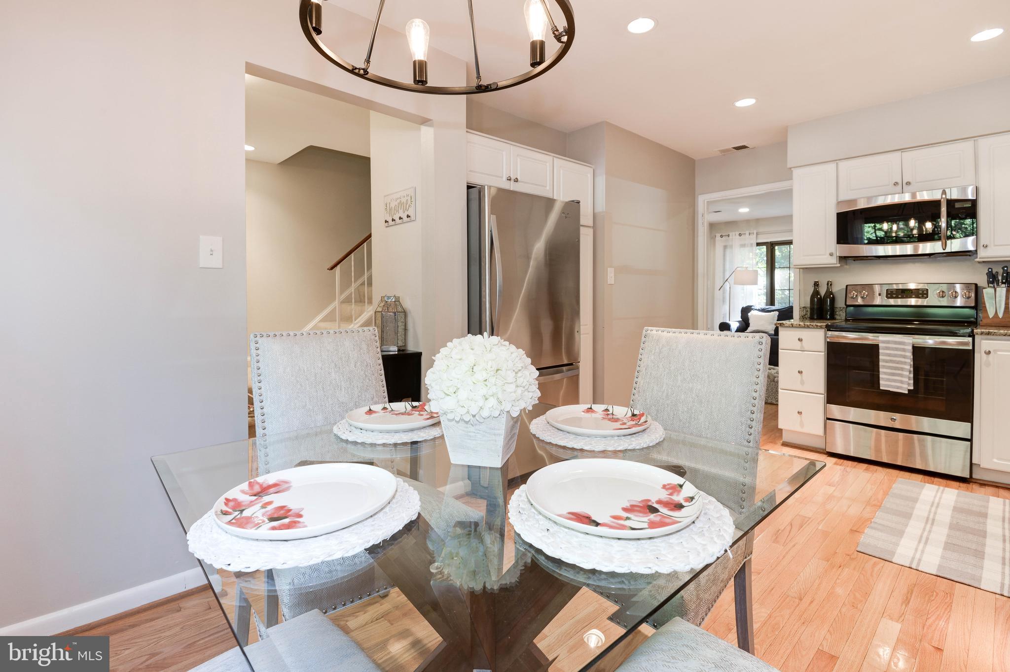 2024 Headlands Circle Reston, VA 20191 - Photo 7 of 50