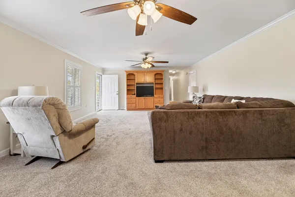 $399,000 | 993 Pickett Level Road, Elloree, SC 29047