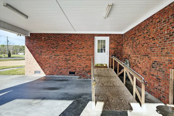 $399,000 | 993 Pickett Level Road, Elloree, SC 29047