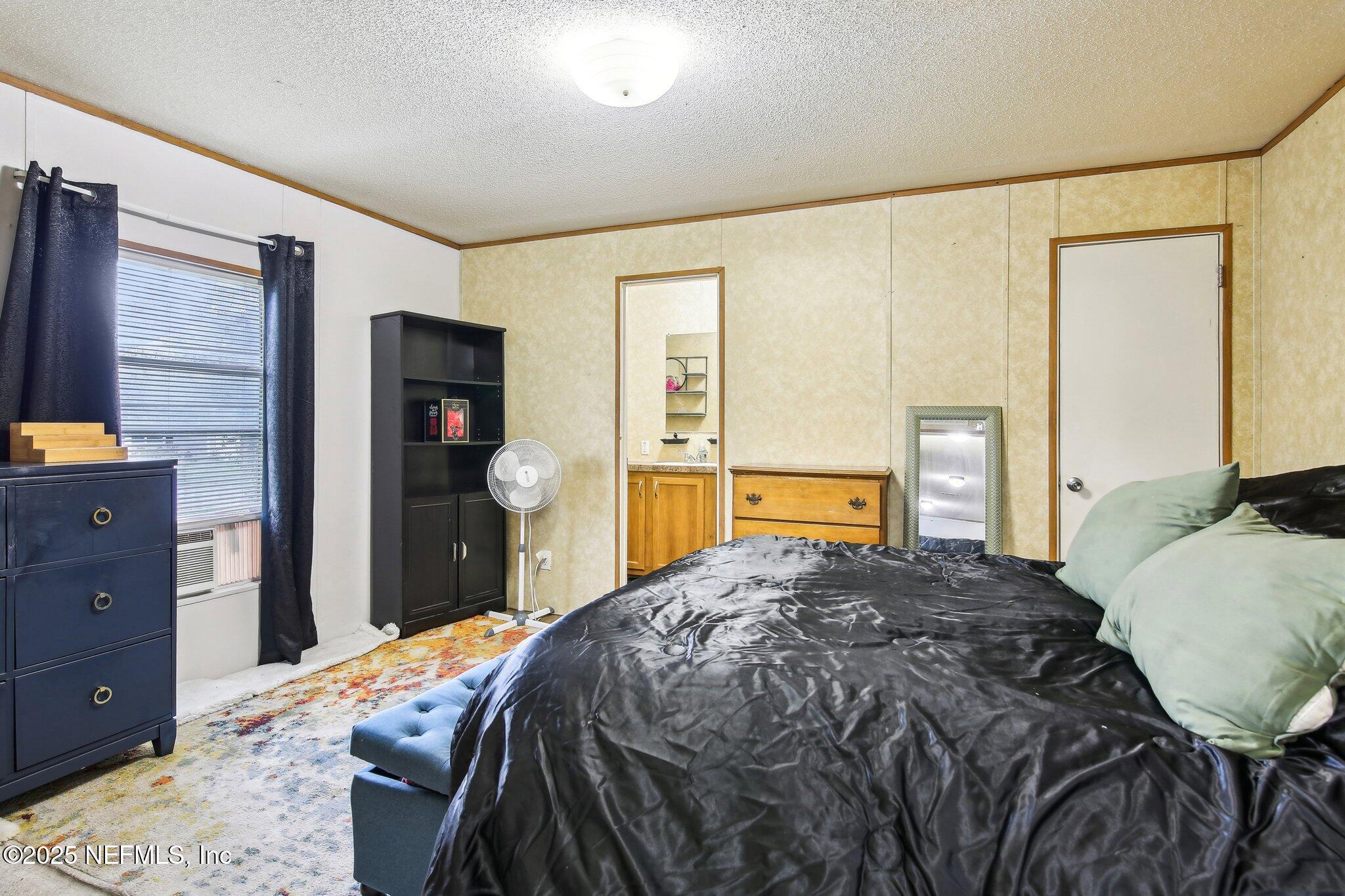 14331 Lyle Road Jacksonville, FL 32218 - Photo 4 of 24 13-web-or-mls-Lyle Rd-2205-013