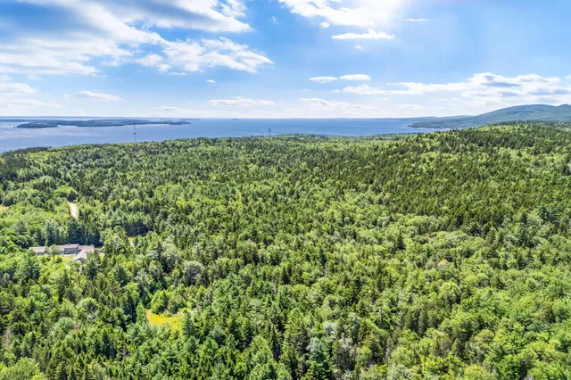 $249,000 | 381 Atlantic Highway, Northport, ME 04849