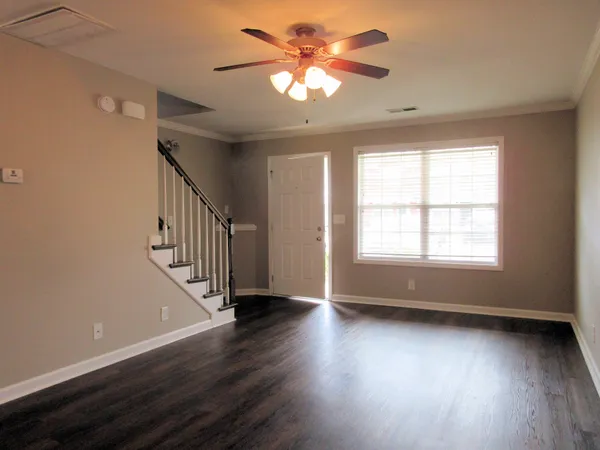 $1,265 | 341 Sam Houston Circle, Clarksville, TN 37040