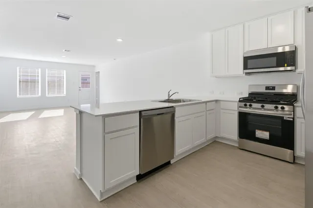 $1,950 | 6006 Patriot Sound Drive, Humble, TX 77338