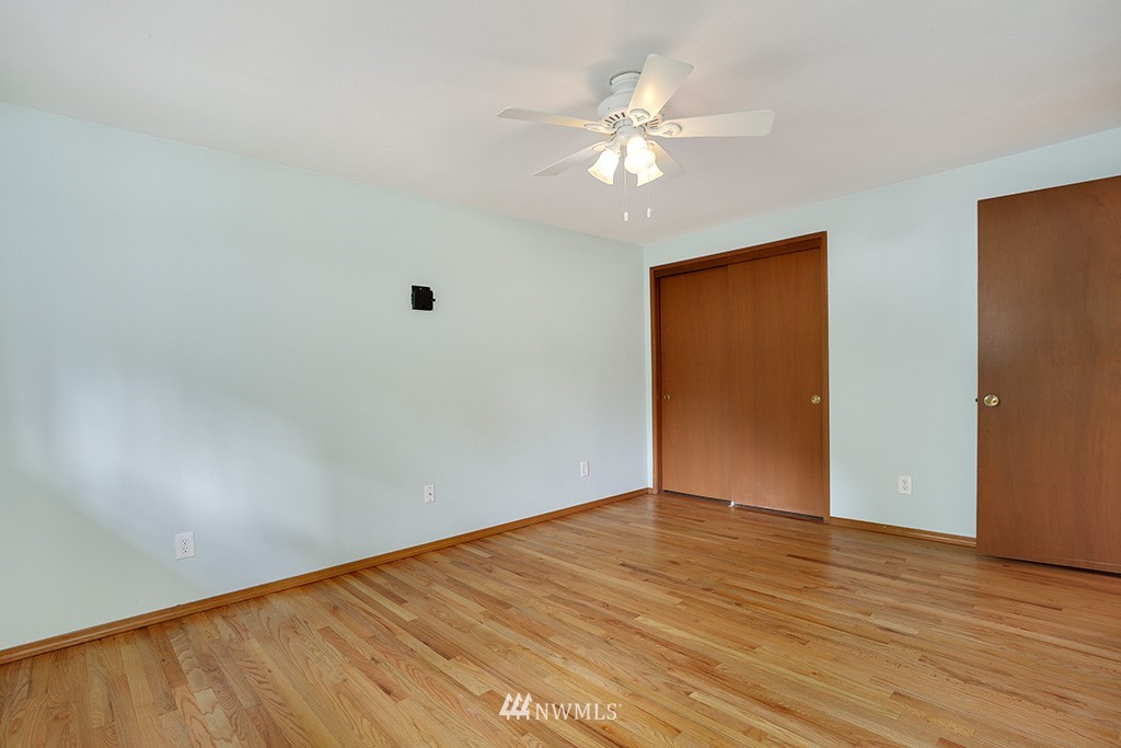 12711 Alexander Road Everett, WA 98204 - Photo 17 of 25 Gallery Image 17