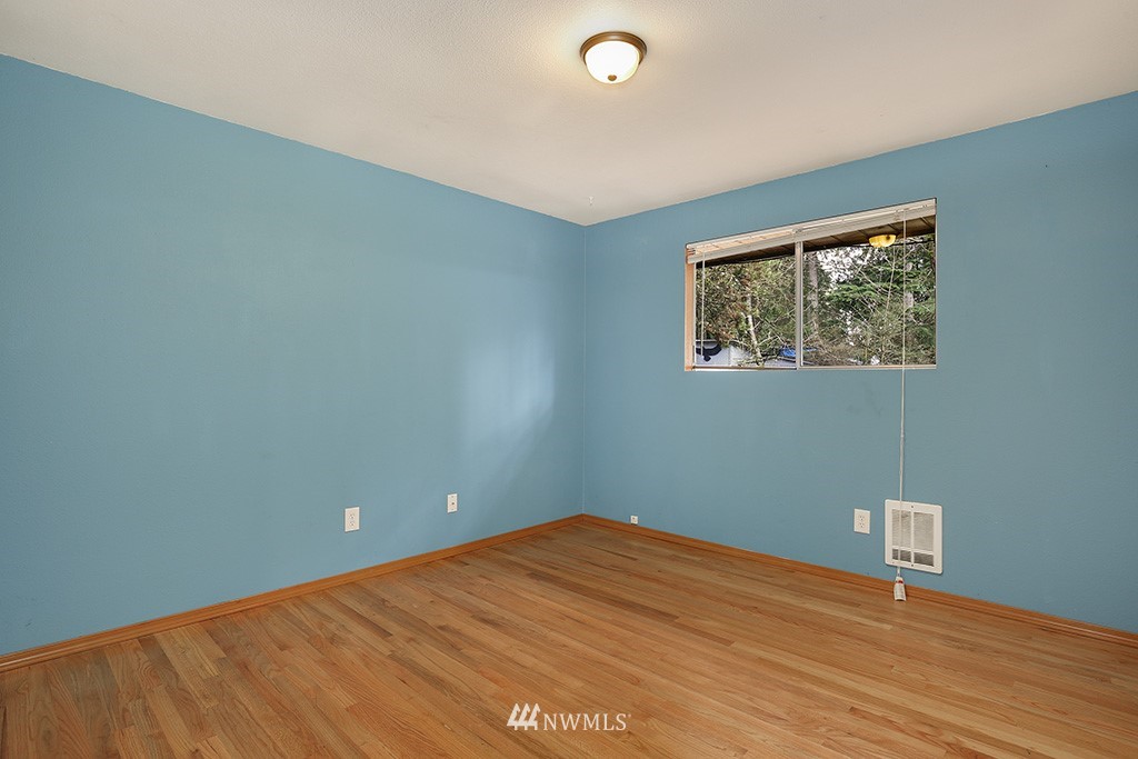 12711 Alexander Road Everett, WA 98204 - Photo 19 of 25 Gallery Image 19
