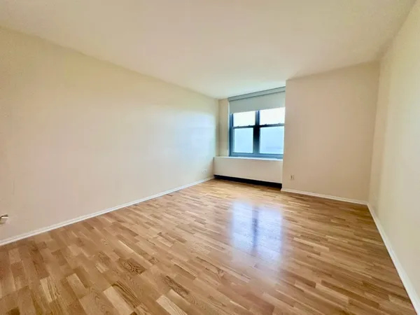 $2,950 | 400 East Randolph Street, Unit 3405, Chicago, IL 60601