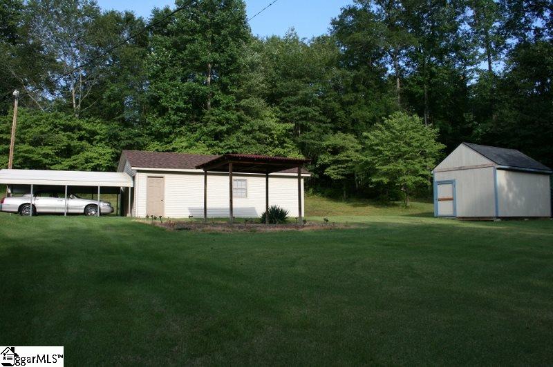 573 Red Hill Road Pickens, SC 29671 - Photo 3 of 18