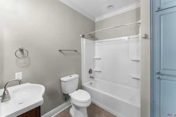 $875,000 | 2310 Marianne Street, Zachary, LA 70791