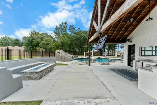 $875,000 | 2310 Marianne Street, Zachary, LA 70791