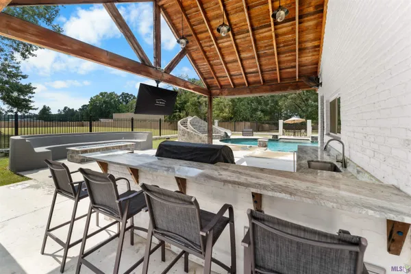 $875,000 | 2310 Marianne Street, Zachary, LA 70791