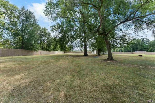 $875,000 | 2310 Marianne Street, Zachary, LA 70791