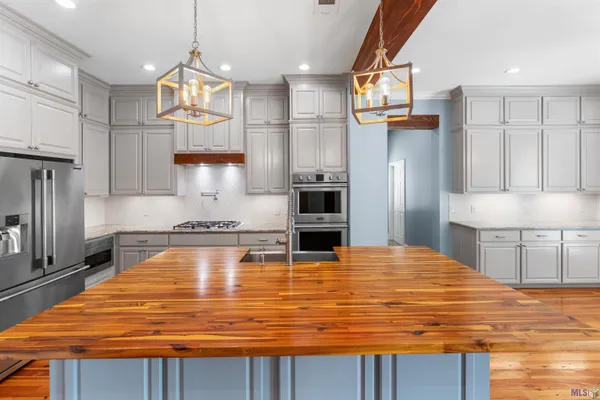 $875,000 | 2310 Marianne Street, Zachary, LA 70791