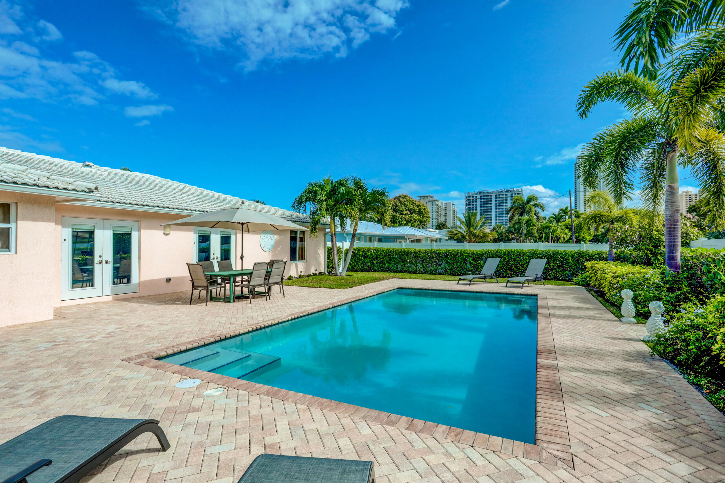 1118 Surf Road Riviera Beach, FL 33404 - Photo 40 of 44 44_320a8296_299_300_301_302