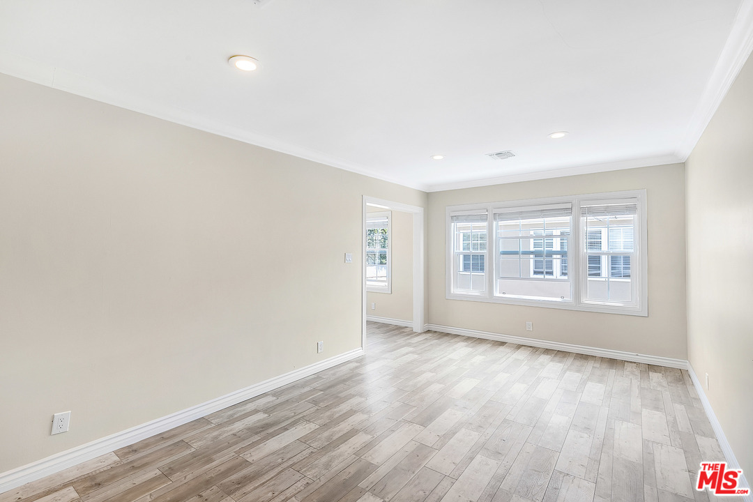 8613 1/2 West Olympic Boulevard, Los Angeles, CA 90048 | Compass