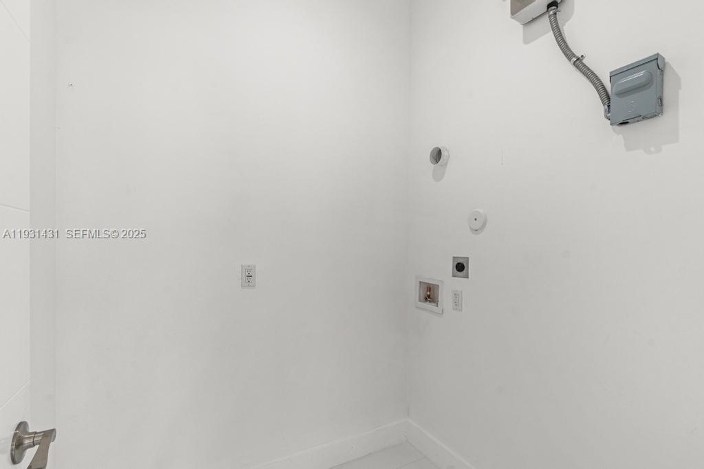 755 Northwest 83rd Street Miami, FL 33150 - Photo 18 of 26