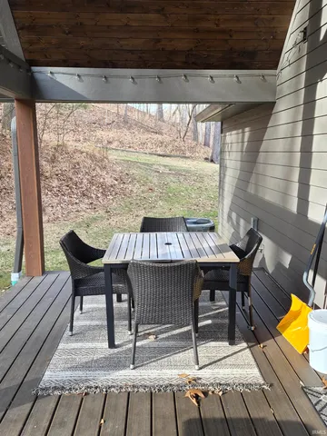 $769,000 | 7821 North Fox Hollow Road, Bloomington, IN 47408