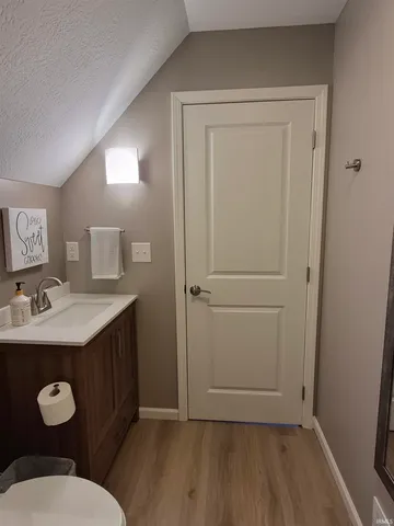 $769,000 | 7821 North Fox Hollow Road, Bloomington, IN 47408