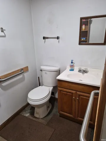 $769,000 | 7821 North Fox Hollow Road, Bloomington, IN 47408