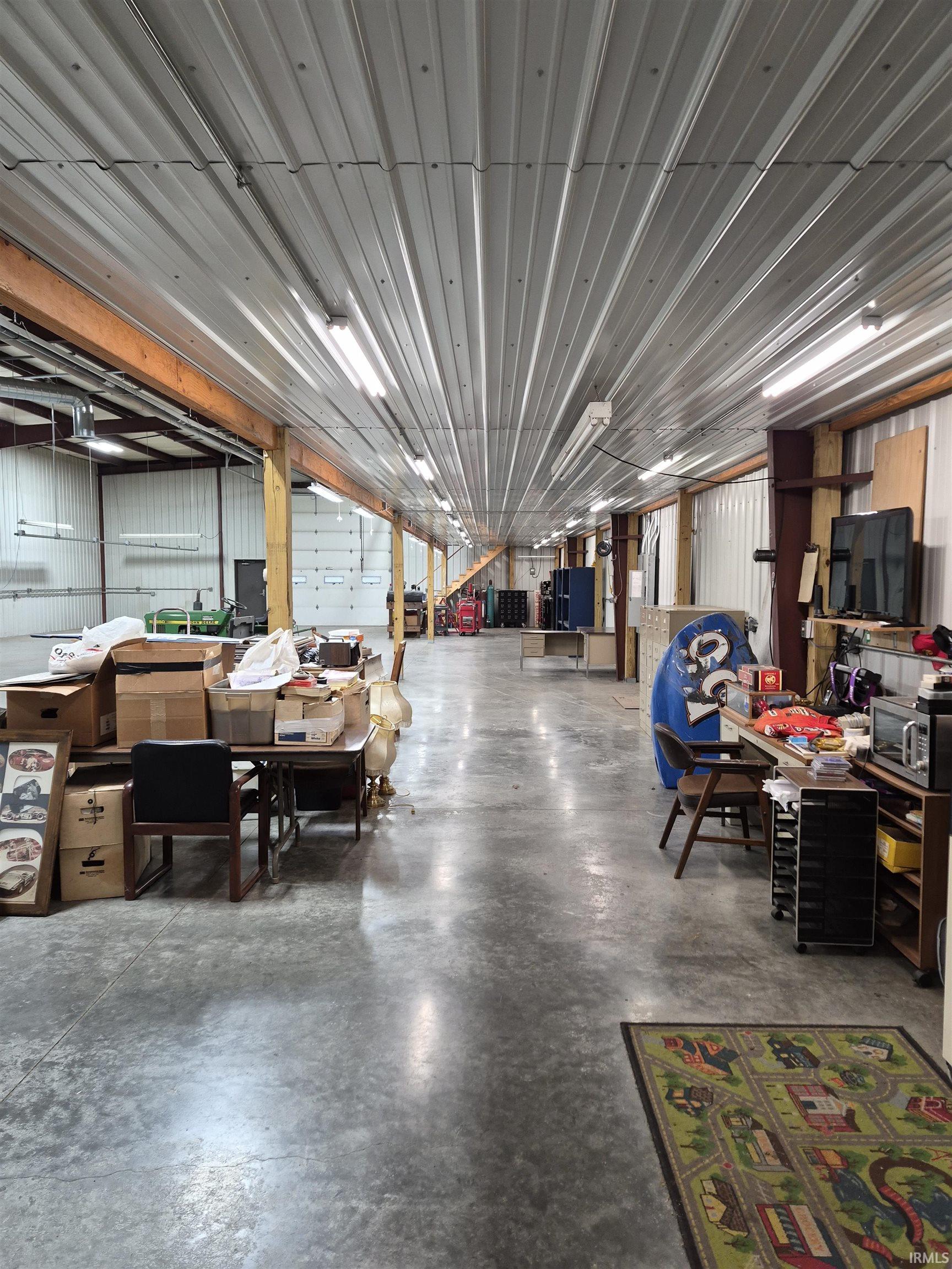 7821 North Fox Hollow Road Bloomington, IN 47408 - Photo 33 of 36