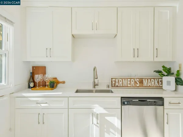 $1,770,000 | 9 Clotilda Court, Mill Valley, CA 94941