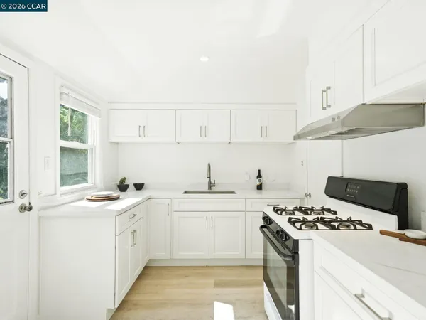 $1,770,000 | 9 Clotilda Court, Mill Valley, CA 94941