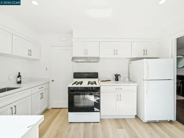 $1,770,000 | 9 Clotilda Court, Mill Valley, CA 94941