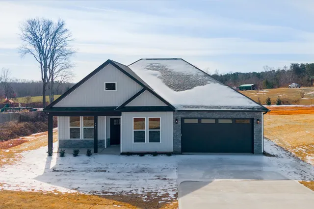 $360,000 | 931 Ferree Road, Campobello, SC 29322