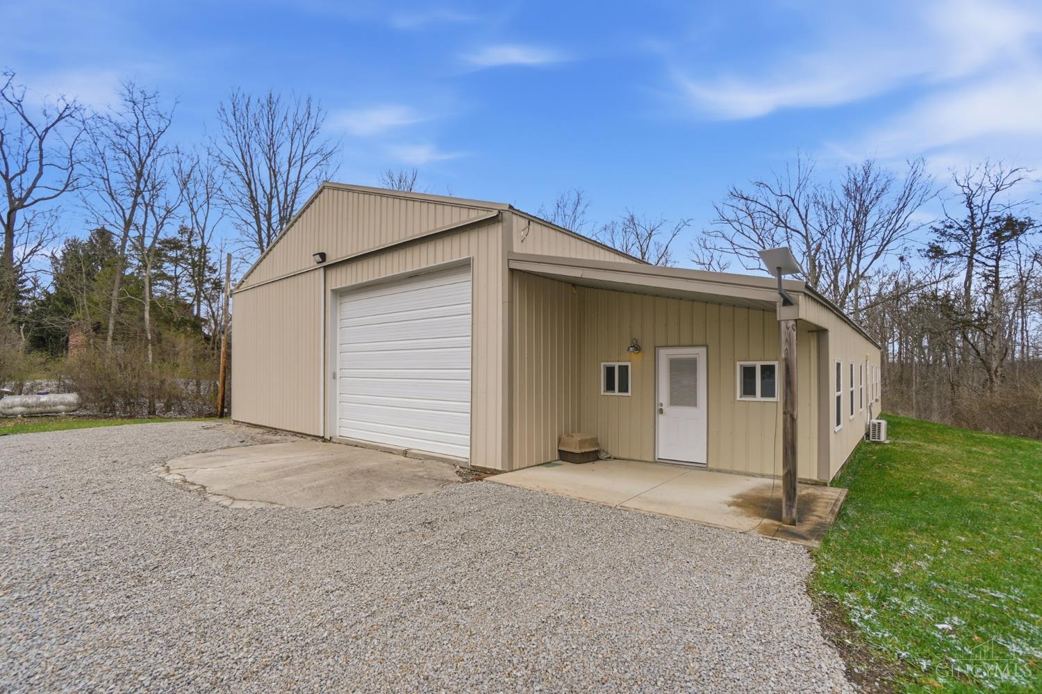 12703 Harris Road Germantown, OH 45327 - Photo 9 of 69