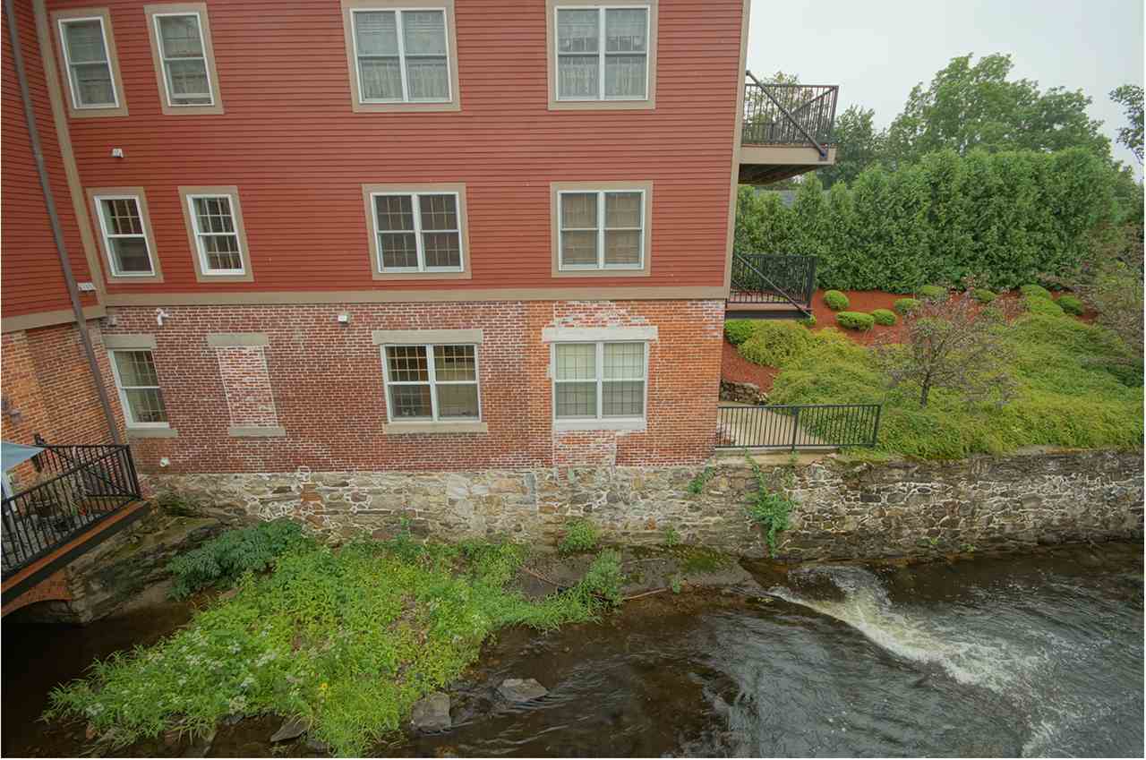7 Chester Road, Unit 204 Derry, NH 03038 - Photo 16 of 33