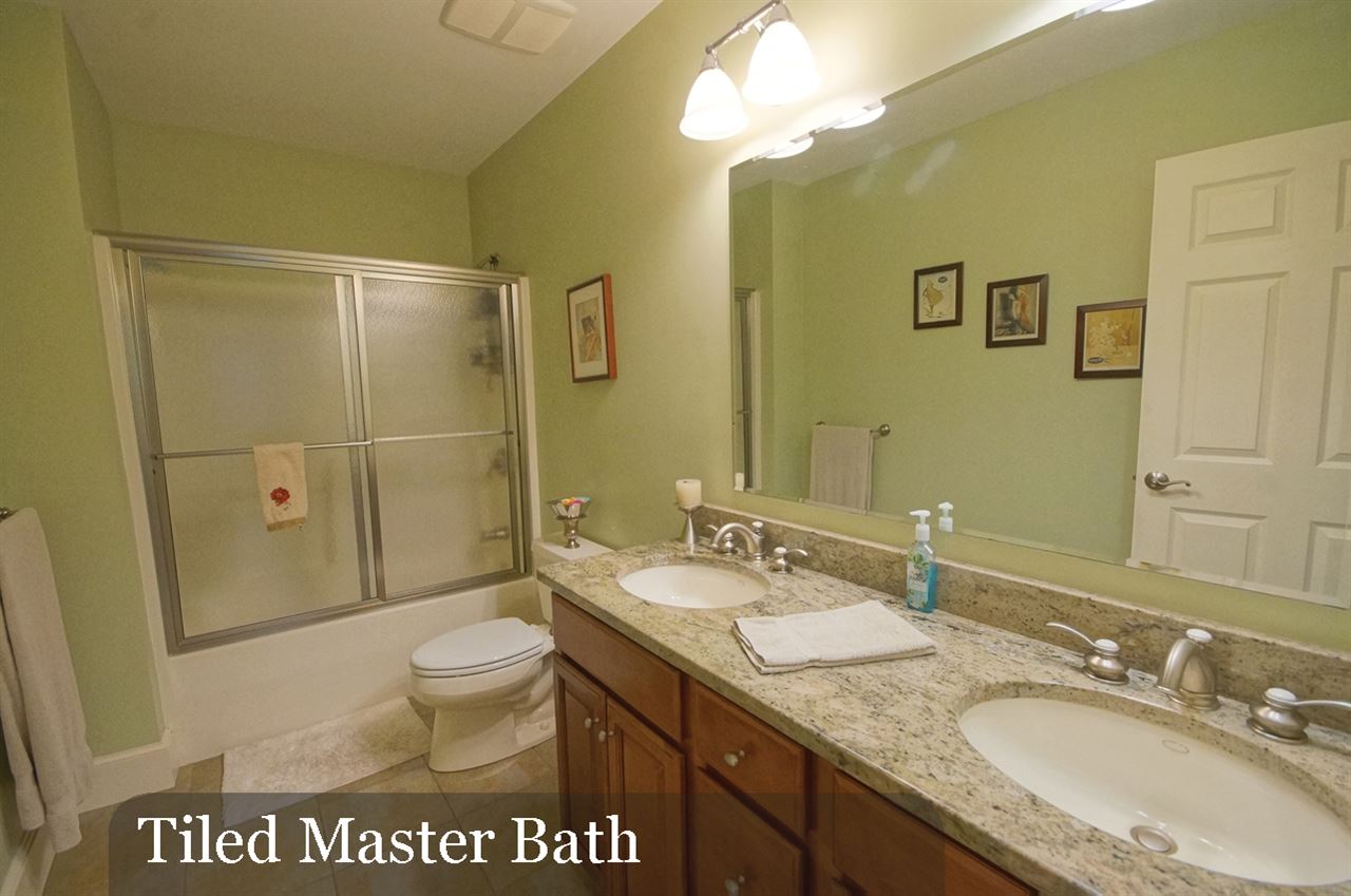 7 Chester Road, Unit 204 Derry, NH 03038 - Photo 18 of 33