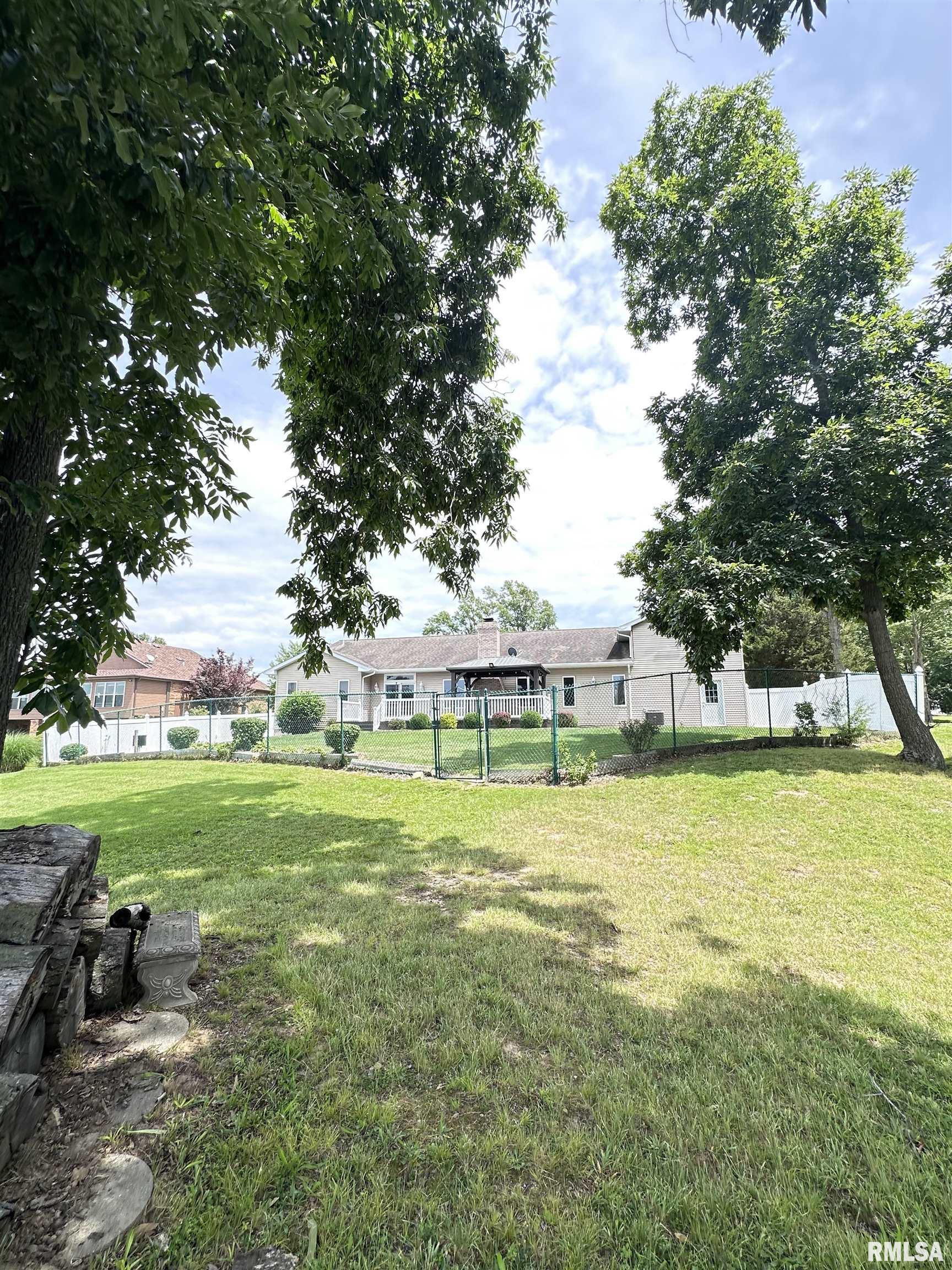 1535 Howard Road Marion, IL 62959 - Photo 32 of 40