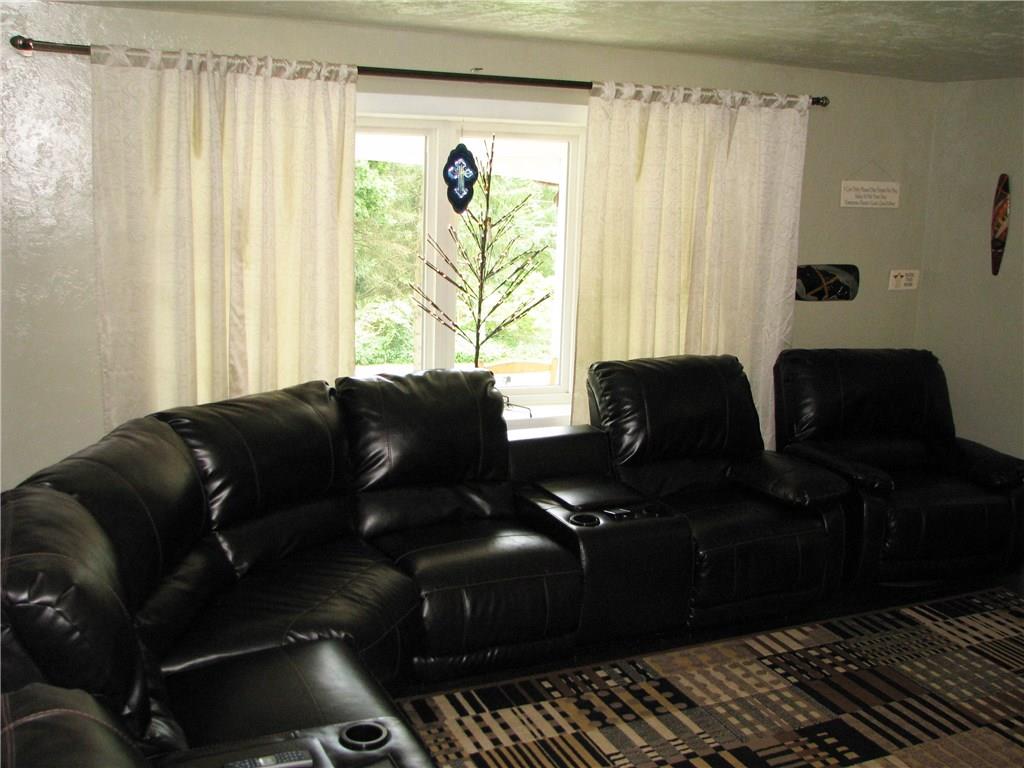 316 Sandy Hill Road Irwin, PA 15642 - Photo 8 of 19 Gallery Image 8