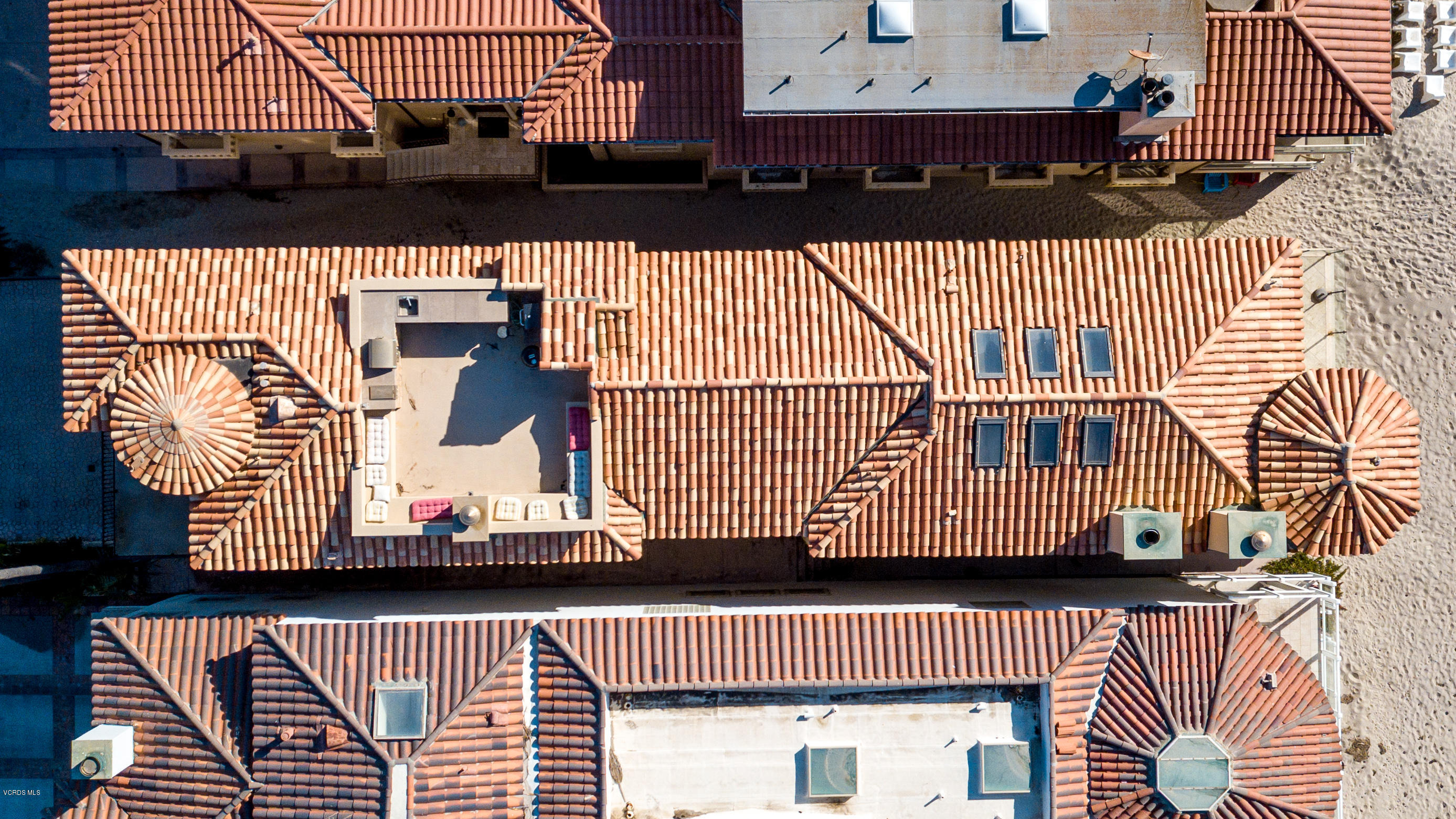 1061 Mandalay Beach Road Oxnard, CA 93035 - Photo 33 of 38 1061 Mandalay Beach Road mls-0156