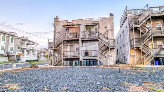 $1,400 | 1102 Wesley Avenue, Unit 1, Ocean City, NJ 08226