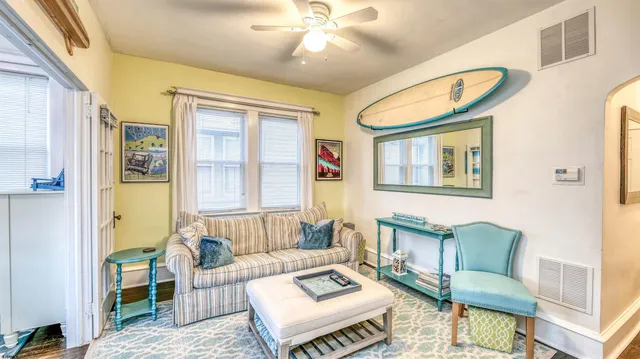 $1,400 | 1102 Wesley Avenue, Unit 1, Ocean City, NJ 08226