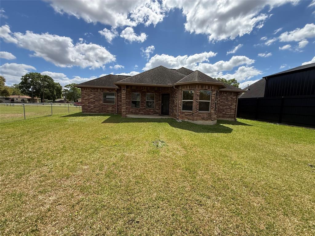 8640 Baker Road Beaumont, TX 77707 - Photo 23 of 30