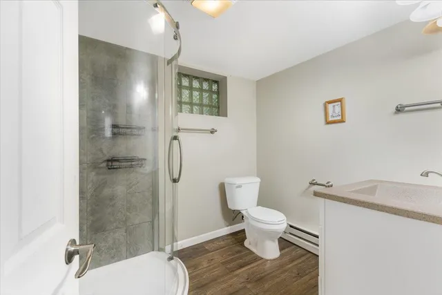 $2,600 | 910 West Huron Street, Ann Arbor, MI 48103