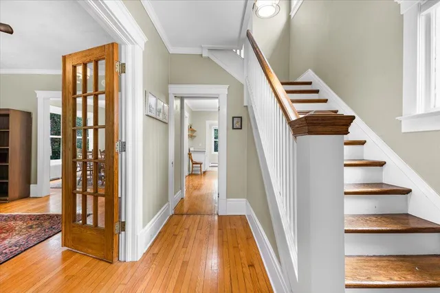 $2,600 | 910 West Huron Street, Ann Arbor, MI 48103