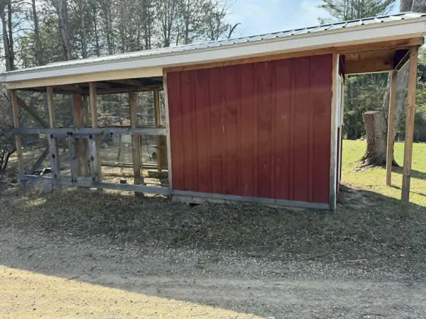 $380,000 | 21632 90th Avenue, Evart, MI 49631