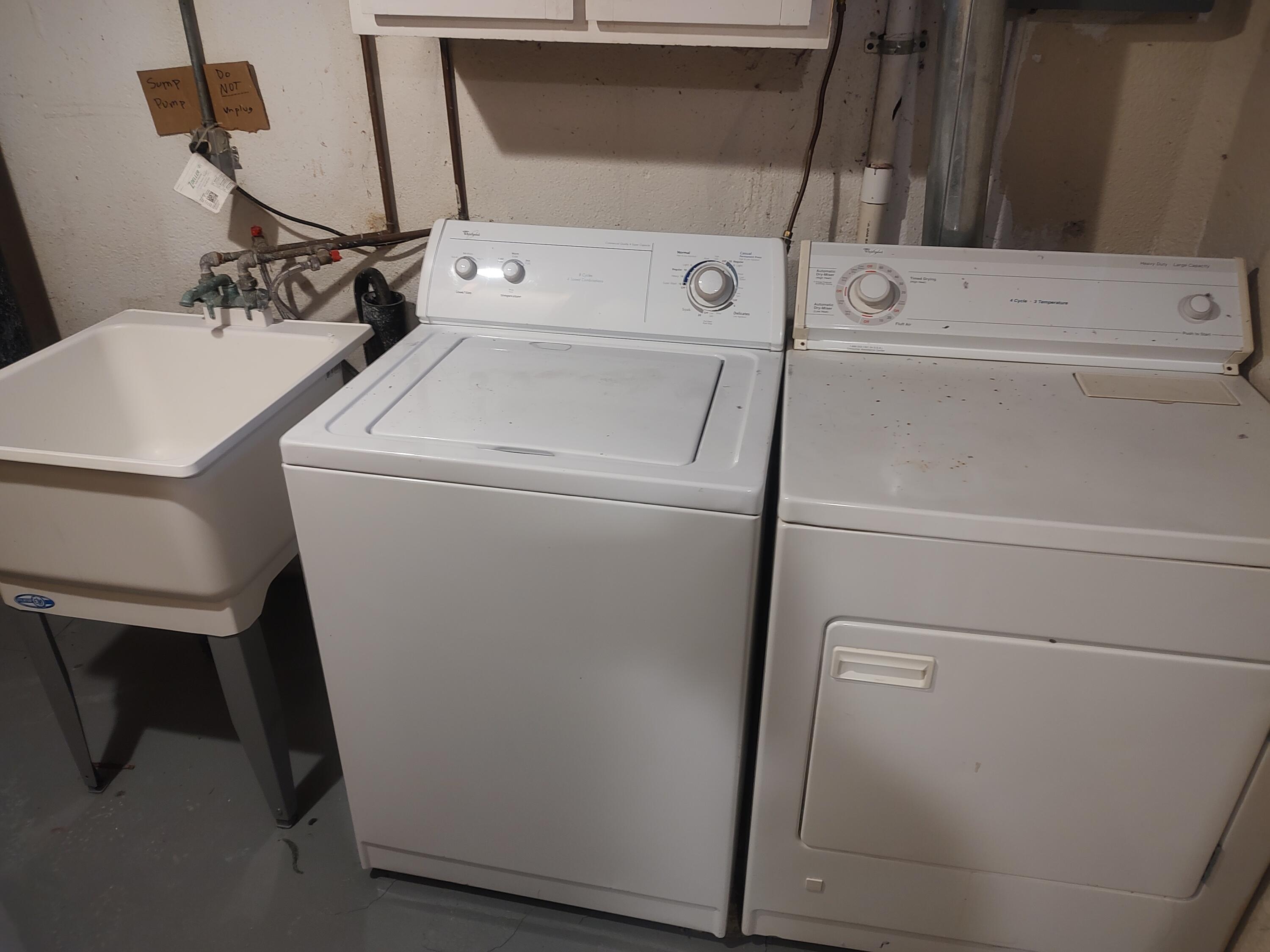 23402 Cranbrooke Drive Novi, MI 48375 - Photo 13 of 13 Laundry