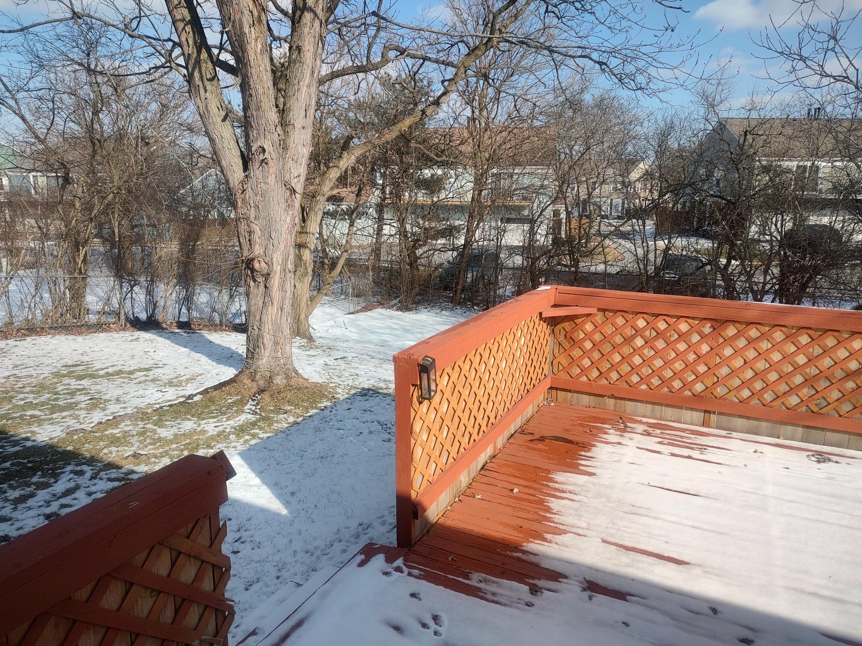 23402 Cranbrooke Drive Novi, MI 48375 - Photo 2 of 13 Backyard