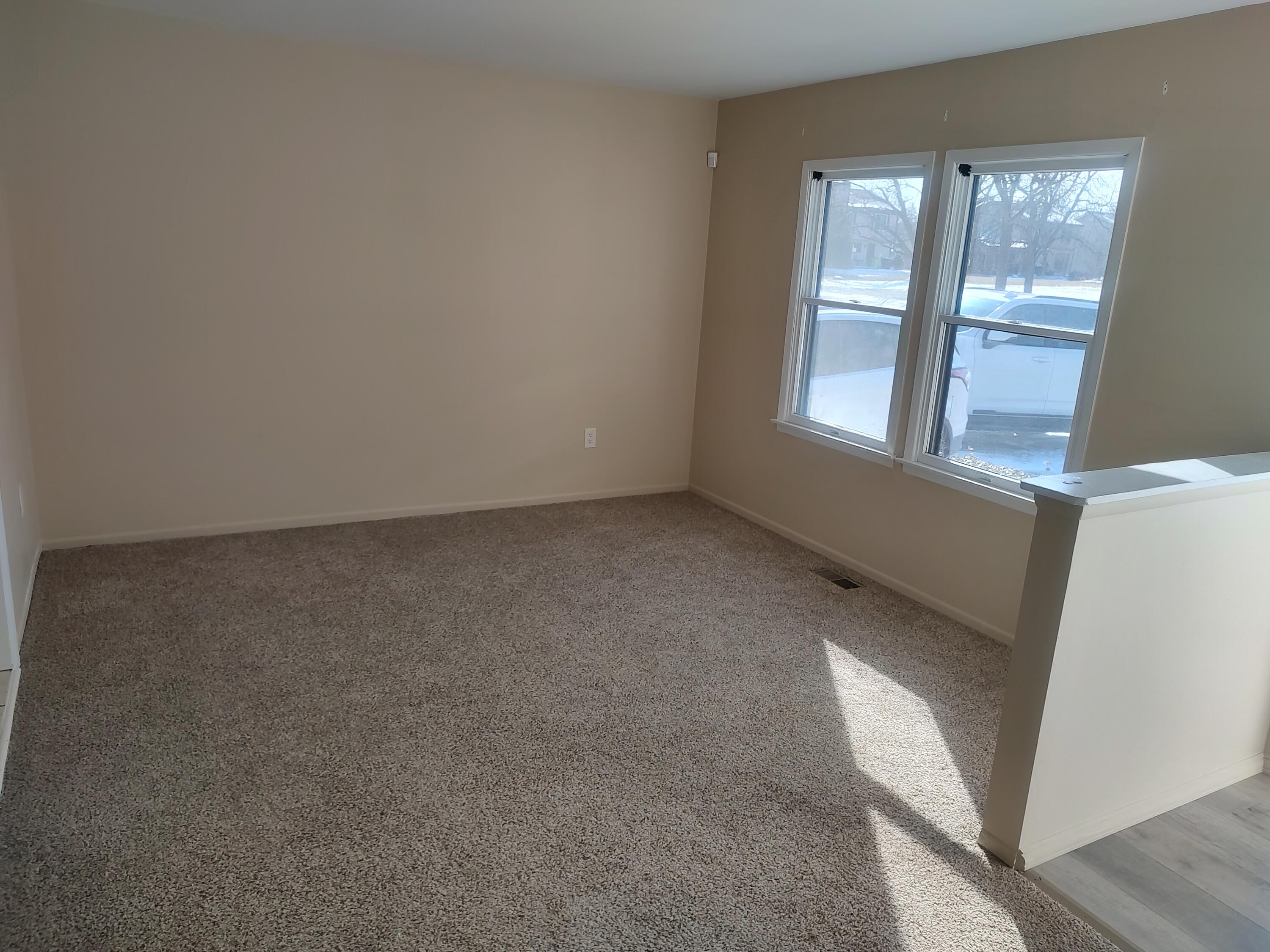 23402 Cranbrooke Drive Novi, MI 48375 - Photo 4 of 13 Living Room