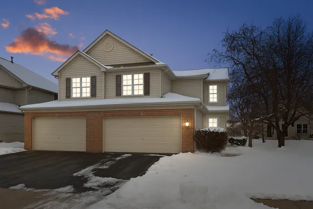 $289,900 | 1529 Keystone Court, Elgin, IL 60120