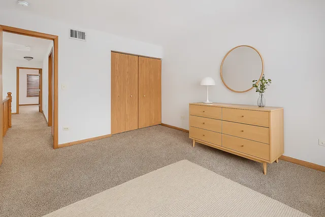 $289,900 | 1529 Keystone Court, Elgin, IL 60120