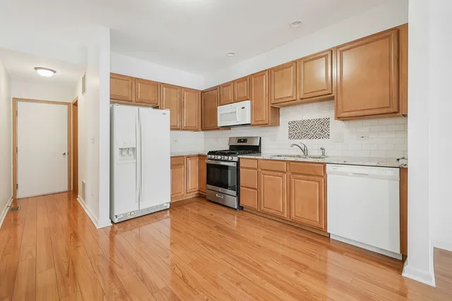 $289,900 | 1529 Keystone Court, Elgin, IL 60120