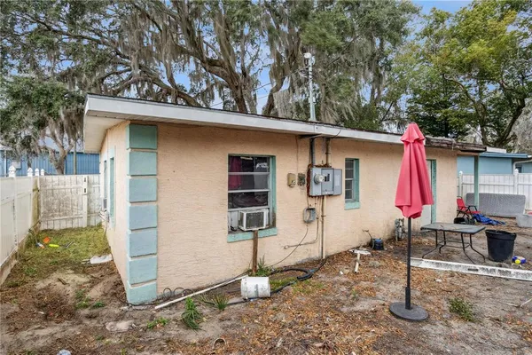 $140,000 | 605 Danvers Street, Eustis, FL 32726