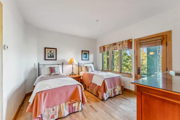 $3,299,000 | 731 Lakeview Circle, Silverthorne, CO 80498
