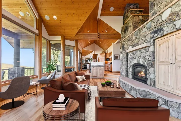 $3,299,000 | 731 Lakeview Circle, Silverthorne, CO 80498